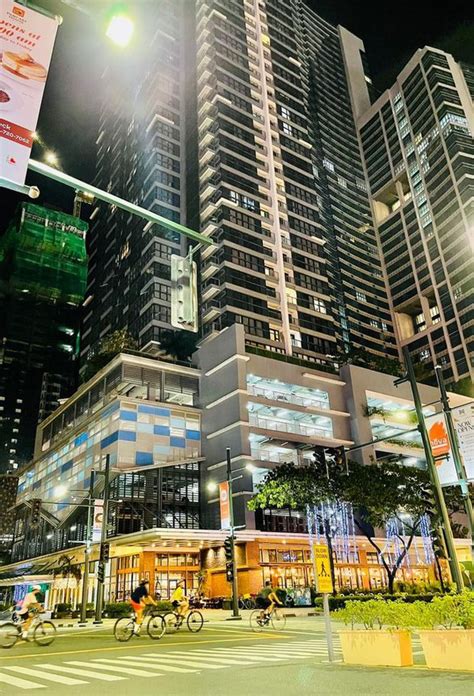 Condos for Sale at Uptown Ritz Residences .